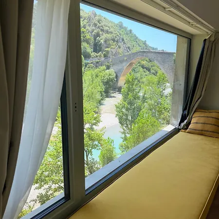 Avec Vue Imprenable Pont De Apartment *